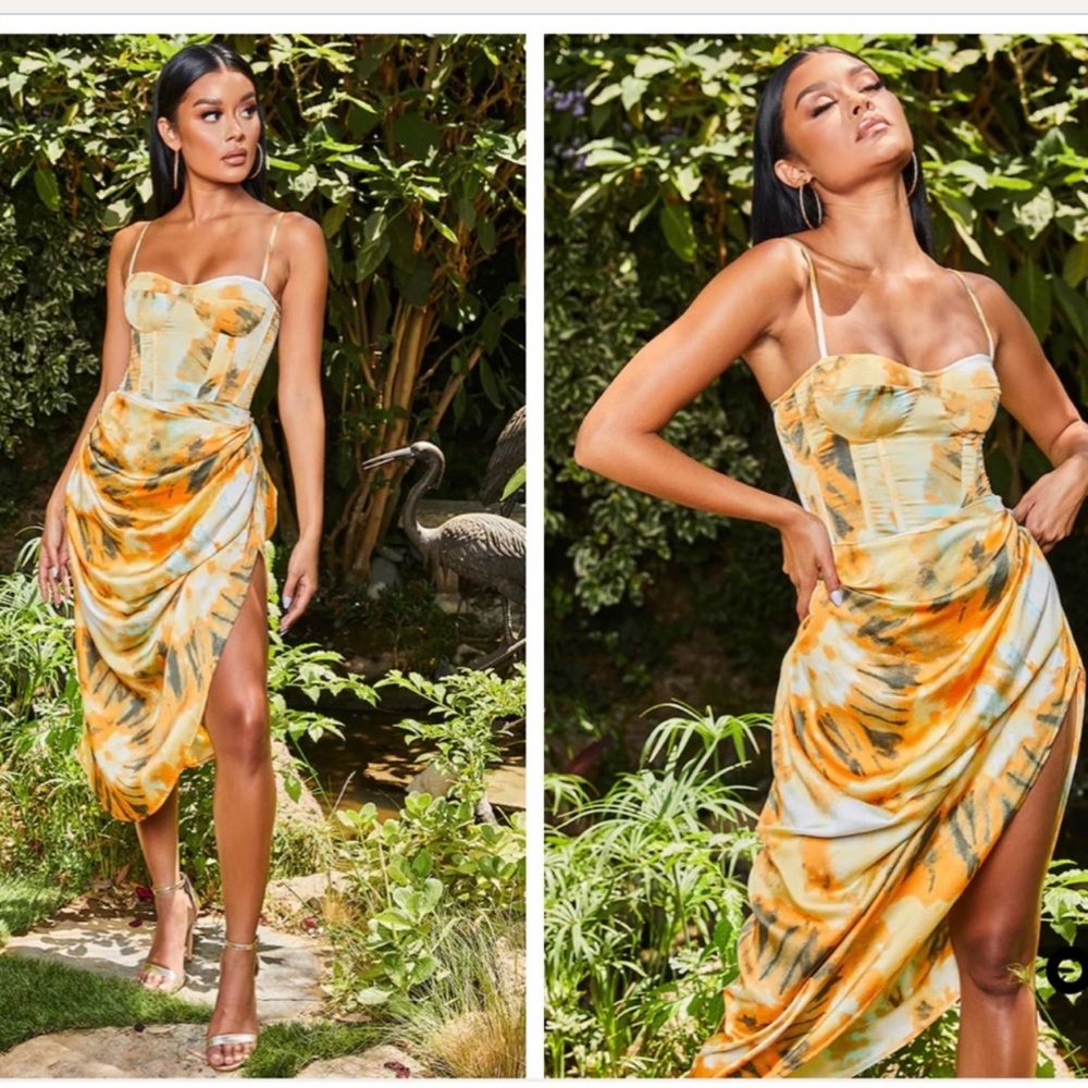 Beautiful set …for any ocasión beautiful color  , new with tag .size 6 USA